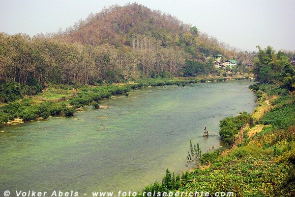 Am Khan-Fluss bei Luang Prabang - Laos © Volker Abels Am Khan-Fluss bei Luang Prabang - Laos © Volker Abels