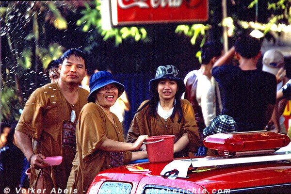 Songkran in Chiang Mai - Thailand © Volker Abels Songkran in Chiang Mai - Thailand © Volker Abels