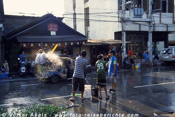 Songkran Fest in Chiang Mai - Thailand © Volker Abels Songkran Fest in Chiang Mai - Thailand © Volker Abels