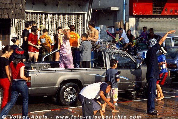 Songkran Fest in Chiang Mai - Thailand © Volker Abels Songkran Fest in Chiang Mai - Thailand © Volker Abels