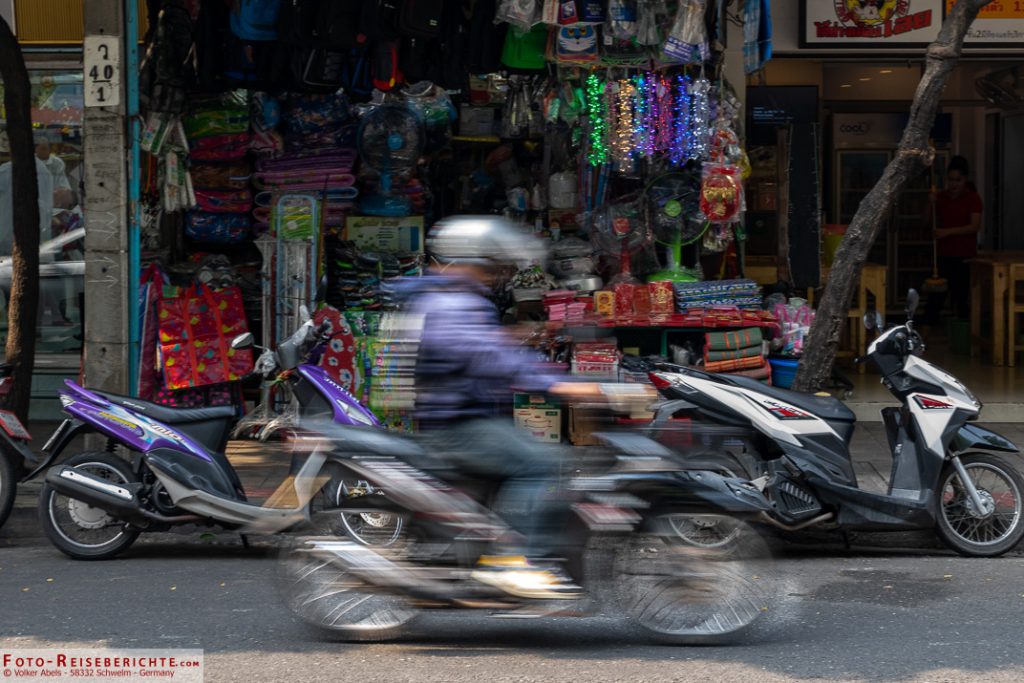 Mit dem Moped bzw. Motorrad in Thailand fahren 1 Motorrad in Thailand
