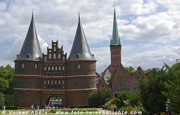 Holstentor in Lübeck © Volker Abels