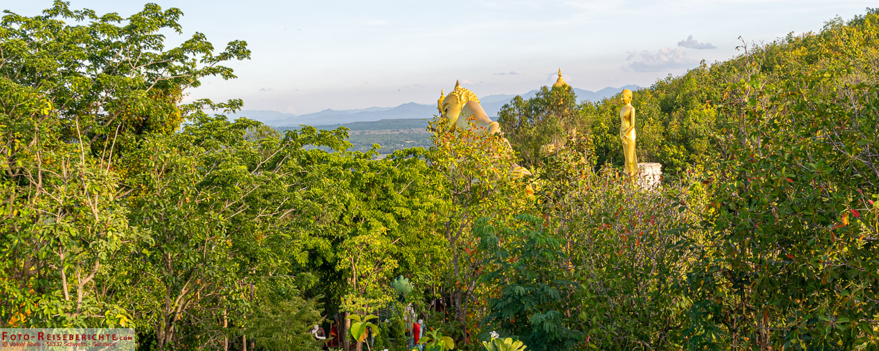 Wat Mok Khan Lan und der Suttichit Buddha Park in Nordthailand 1 Liegender Buddha - Wat Mok Khan Lan - Suttichit Buddha Park