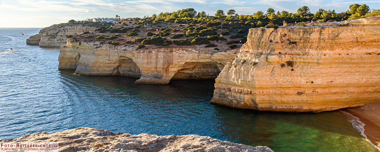 Praia da Corredoura Klippen am Antlantik - Algarve Portugal